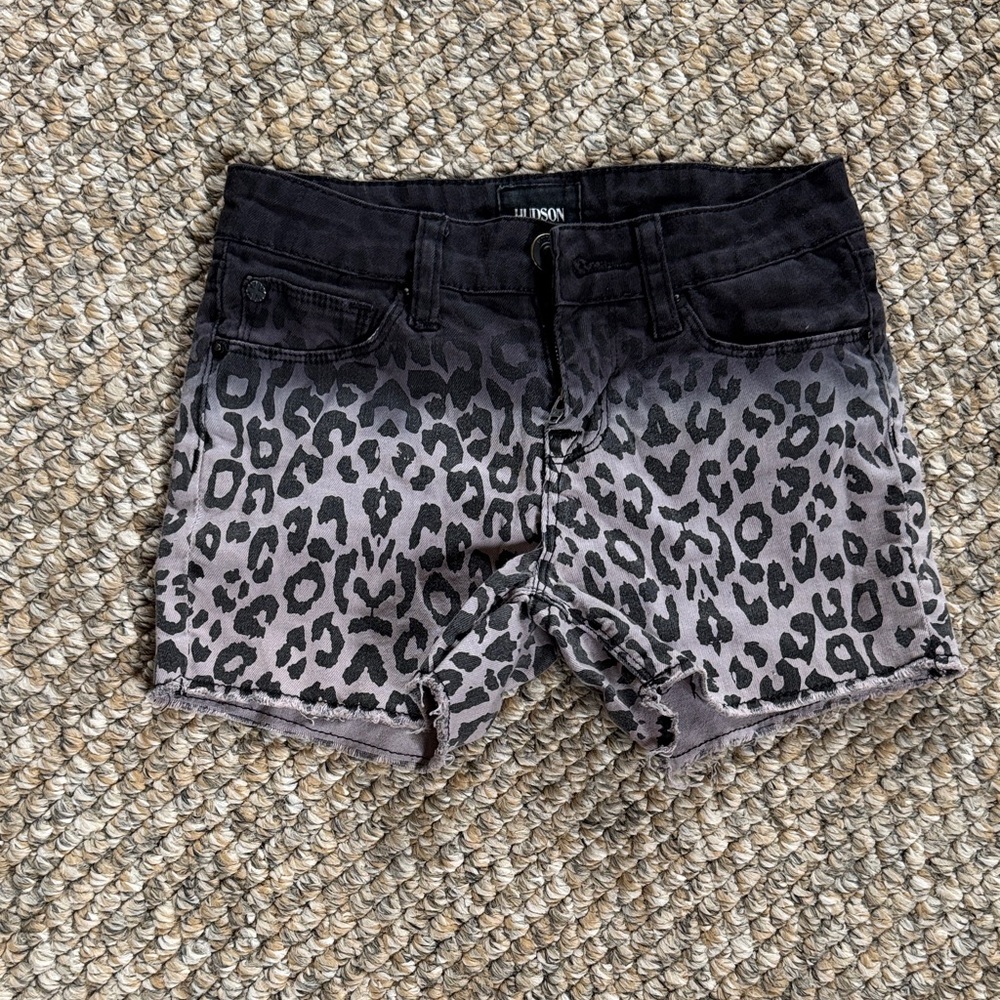 Leopard Print Girl’s Shorts Hudson size 8 good condition